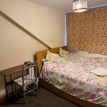 En-suit Double Bedroom In Thornbury Bradord Bradford (West Yorkshire)
